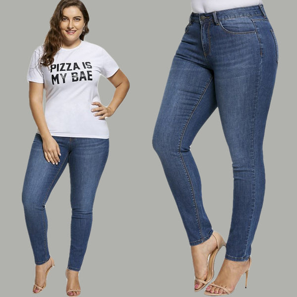 women skinny ankle jeans with t-shirt